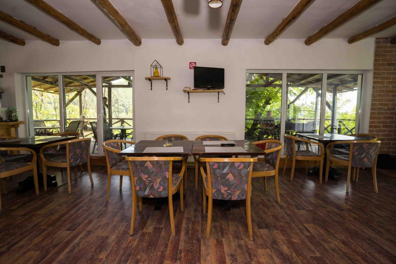 Sunrise Glamping Retreat Hotel Galesu Ngoại thất bức ảnh