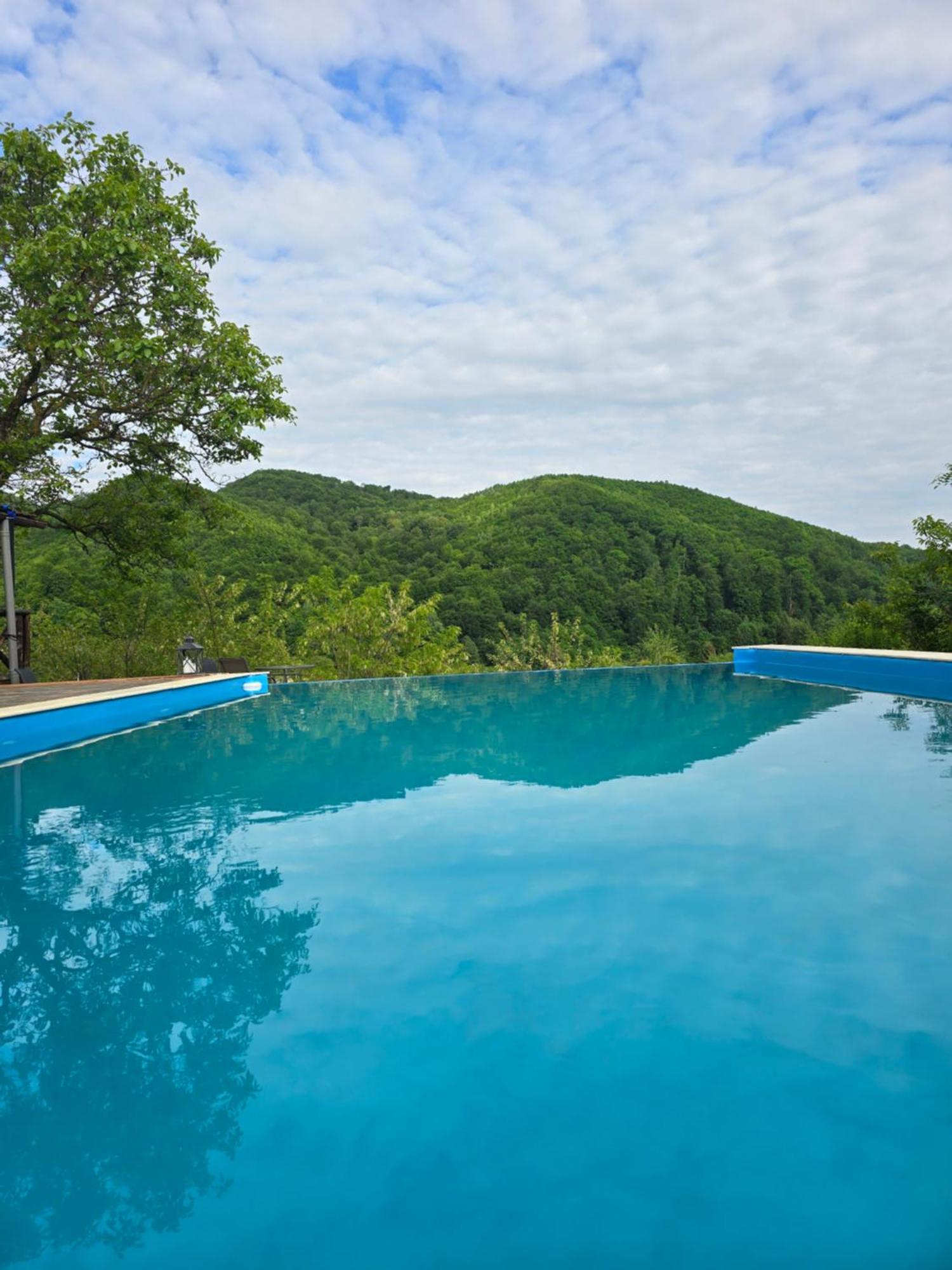 Sunrise Glamping Retreat Hotel Galesu Ngoại thất bức ảnh