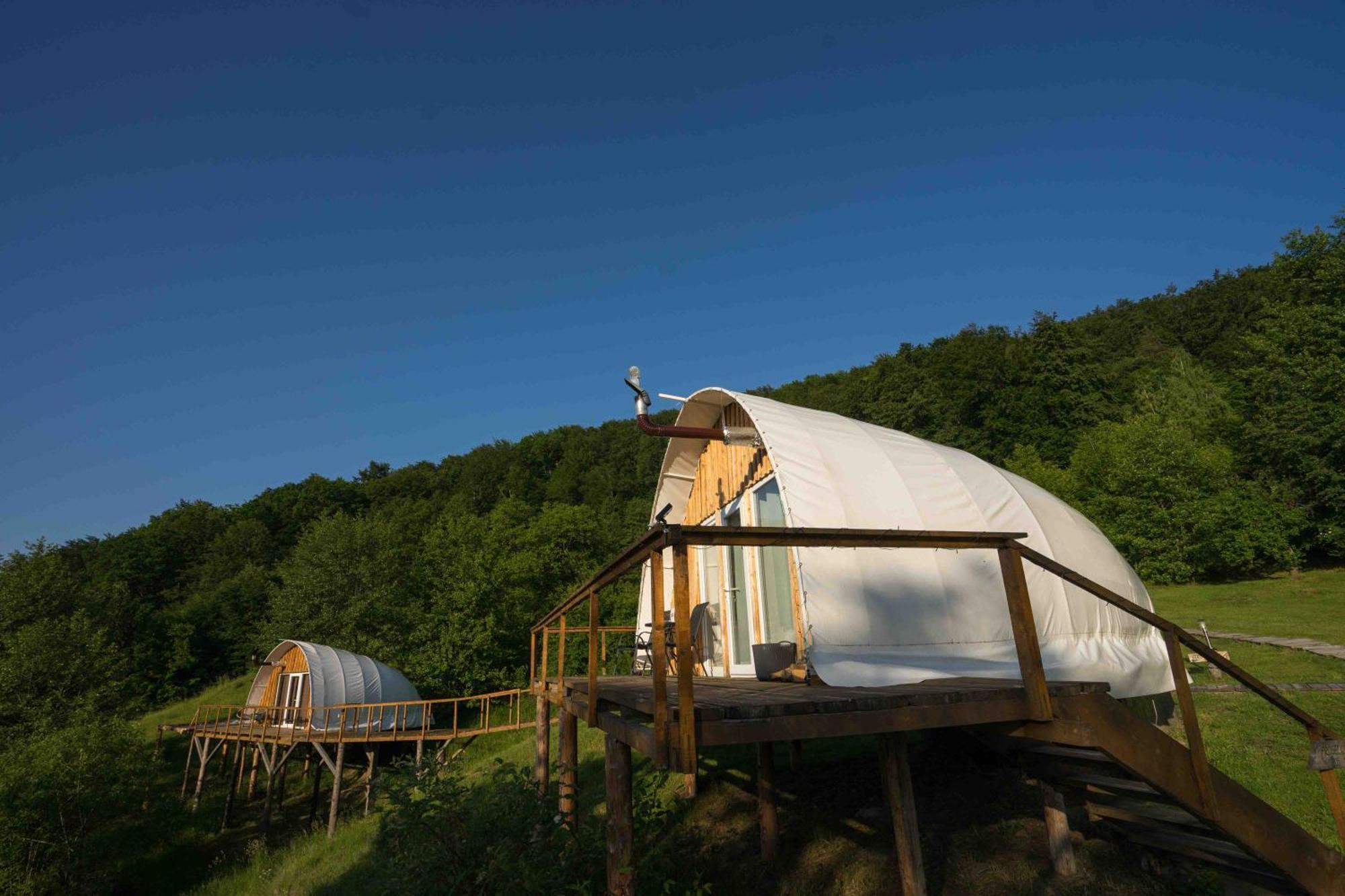 Sunrise Glamping Retreat Hotel Galesu Phòng bức ảnh