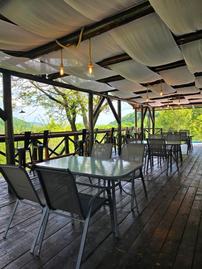 Sunrise Glamping Retreat Hotel Galesu Ngoại thất bức ảnh